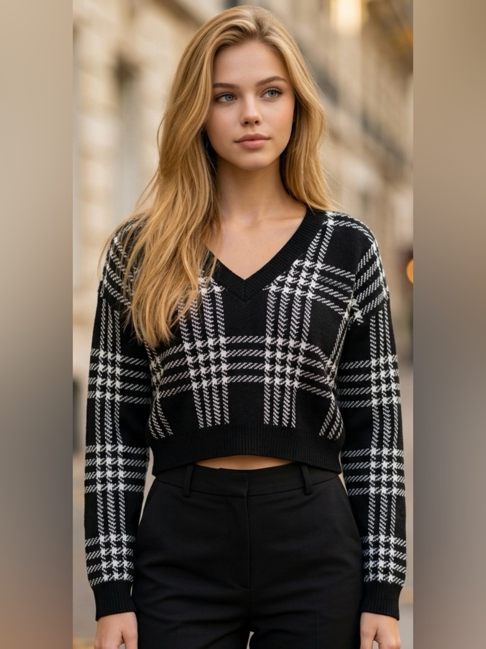 Bar III Women Sz XL Plaid V-Neck Drop-Shoulder cropped Sweater Black White